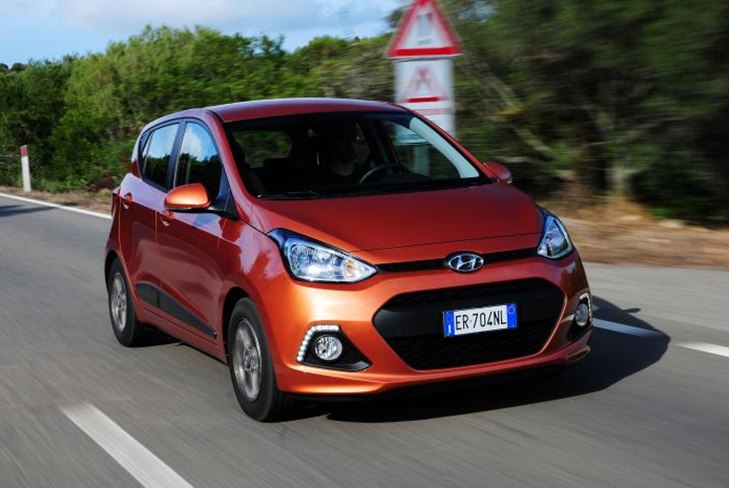 Hyundai i10: Überprüfung, Spezifikationen, Fotos