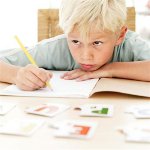 Legasthenie bei Kindern: Anzeichen, Korrektur