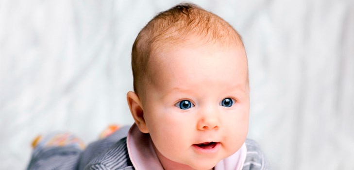 Wie man ein Mädchen und einen Jungen nennt, die im Jahr 2017 geboren sind