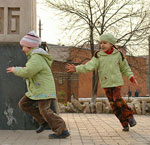 Spiele mit Kindern im Freien spielen Spiele mit Kindern im Freien spielen