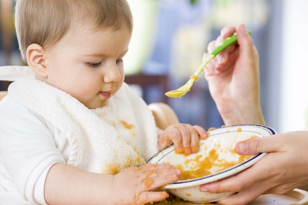 Beispielmenü für das Kind in 6,7-10 Monaten