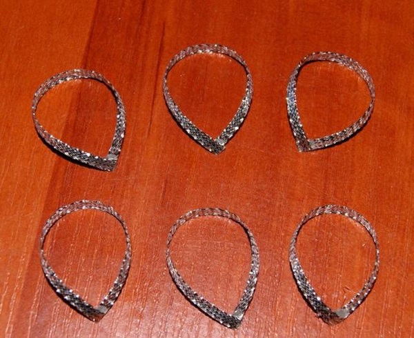 Wie man einen Bogen Satinband mit eigenen Händen macht