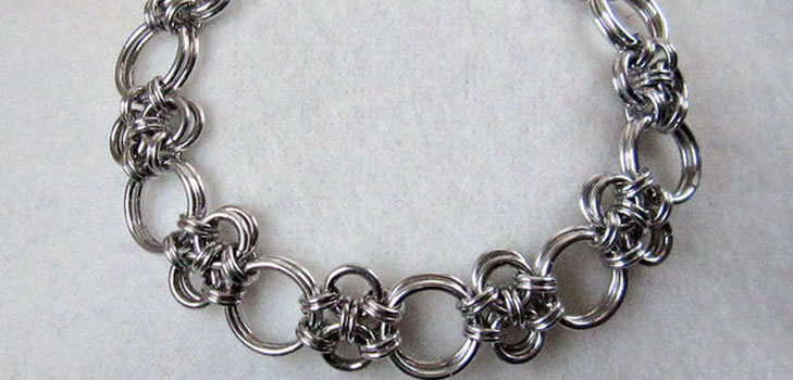  Armband aus Ringen 