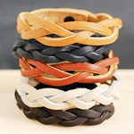 Lernen, Armband aus Leder zu weben