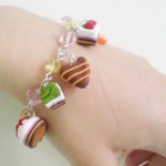 Armbänder aus Polymerton