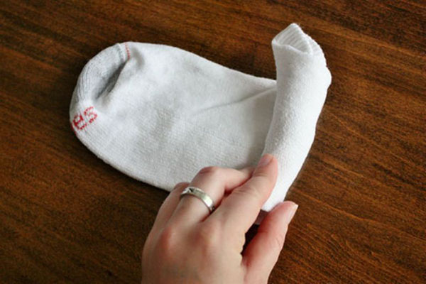 Wie man einen Strauß von Socken für Männer macht