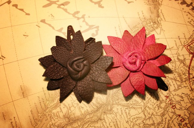Blume der Haut mit den eigenen Händen