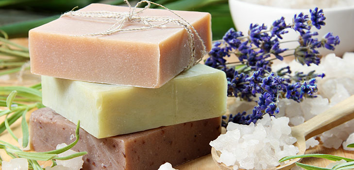 Selbst gemachte Seifen- oder Seifenproduktion zu Hause