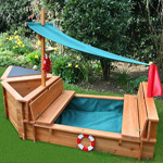 Kinderspielplatz auf dem Land Kinderspielplatz auf dem Land