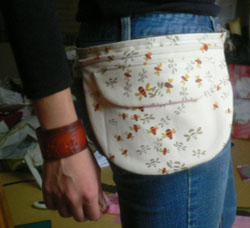 Zwei ungewöhnliche Sommertaschen mit eigenen Händen