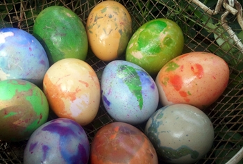 Wie man Eier für Ostern malt, Schritt für Schritt Anleitung mit Foto