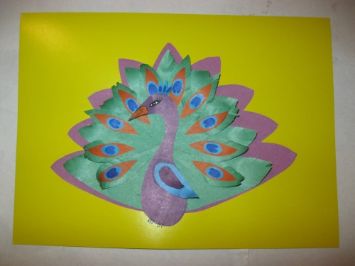 Wie man eine Vogelanwendung von farbigem Papier, Meisterklasse macht. Anwendung von Vögeln für Kinder, Schritt-für-Schritt-Fotos
