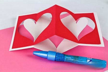 Wir machen einen schönen volumetrischen Valentin am 14. Februar - eine Meisterklasse mit einem Foto