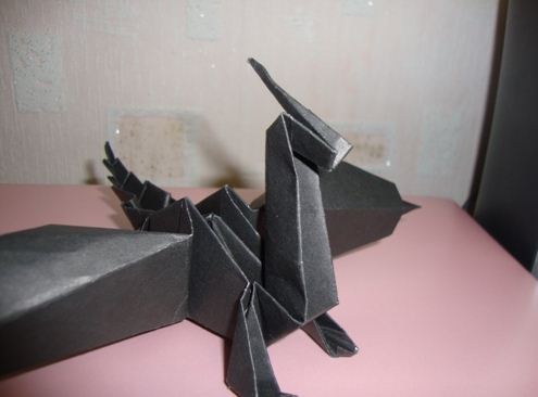 schwarzer Drache