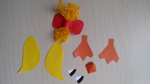 Ostern Huhn mit eigenen Händen