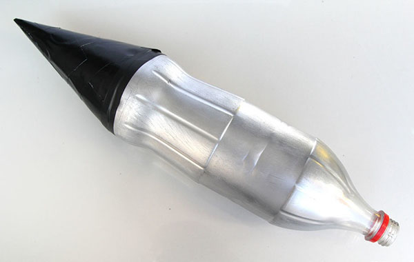 Wie man eine Rakete mit eigenen Händen macht