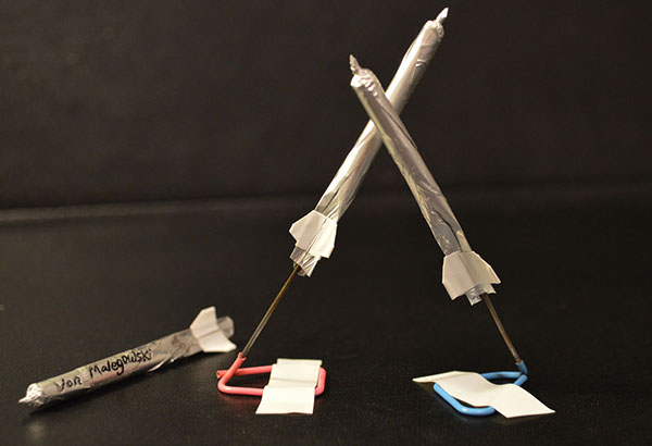 Wie man eine Rakete mit eigenen Händen macht