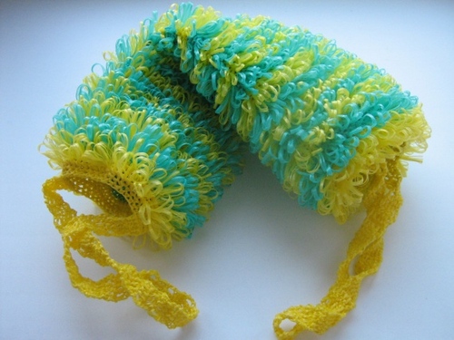 Wie man eine Luffa-Häkelarbeit bindet?