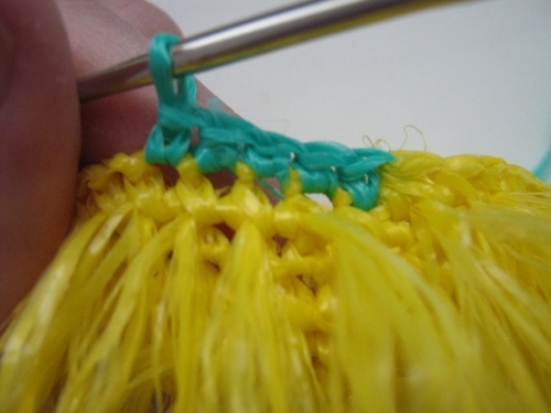 Wie man eine Luffa-Häkelarbeit bindet?