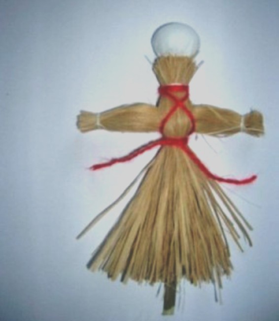Wir machen die Maslenitsa-Puppe mit unseren eigenen Händen.