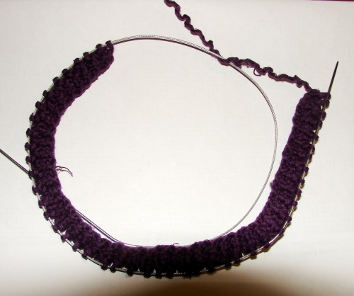 Sommerhut mit Stricknadeln