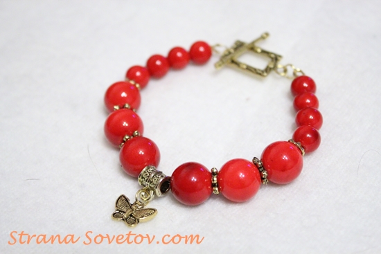 Master Class: Eine Reihe von Korallen Perlen Armband und Ohrringe