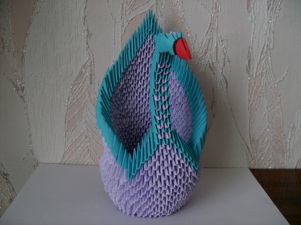 Wie man einen Schwan-Origami aus Modulen macht - Schritt für Schritt Anleitung mit Fotos und Videos