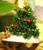 Neujahrsartikel aus Perlen: Weihnachtsbaum