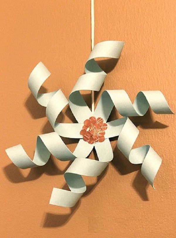 Schöne Schneeflocken für das neue Jahr 2017 mit ihren eigenen Händen aus Papier - Diagramme und Fotos in Etappen. Meisterkurse für Kinder auf großen Schneeflocken in Origami-Technik