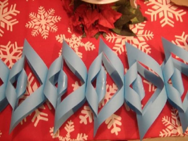Schöne Schneeflocken für das neue Jahr 2017 mit ihren eigenen Händen aus Papier - Diagramme und Fotos in Etappen. Meisterkurse für Kinder auf großen Schneeflocken in Origami-Technik
