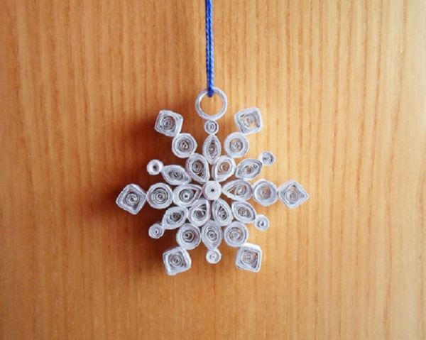 Schöne Schneeflocken für das neue Jahr 2017 mit ihren eigenen Händen aus Papier - Diagramme und Fotos in Etappen. Meisterkurse für Kinder auf großen Schneeflocken in Origami-Technik