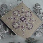 Neujahrsstickerei: Schneeflocken