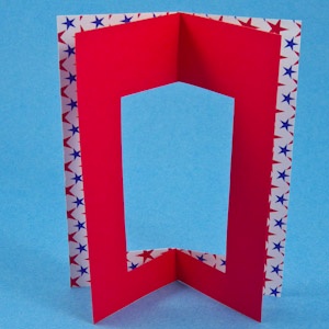 mit Papier aufgeklebt