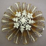 Schneeflocken aus Papier