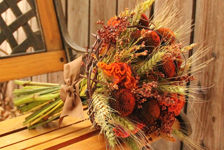 Herbststrauß: Handwerk aus Naturmaterial