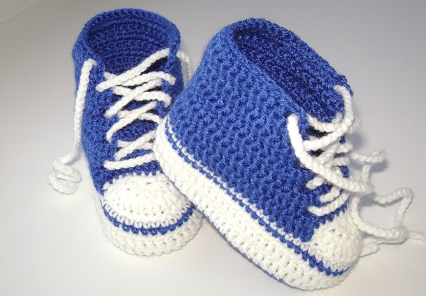Häkel-Booties mit Schritt-für-Schritt-Beschreibung für Anfänger