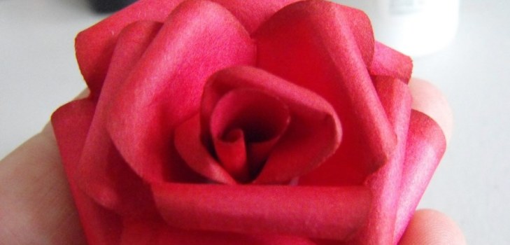 Rose aus Papier
