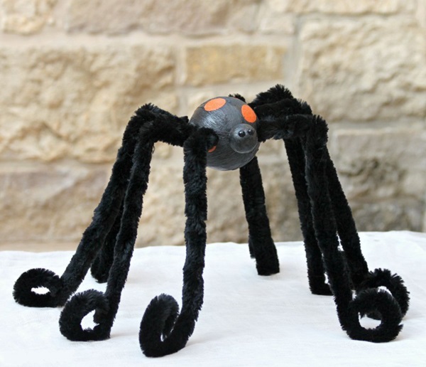 Basteln für Kinder an Halloween