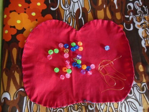 Kuscheltiere mit ihren eigenen Händen