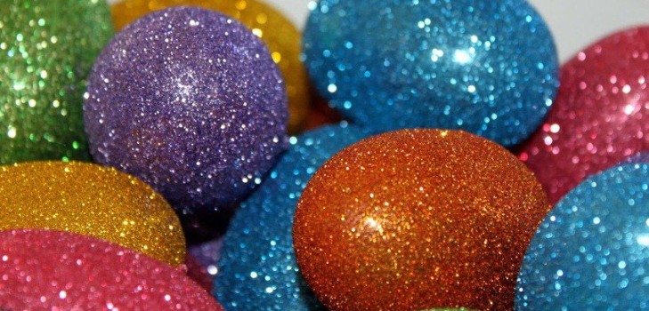 Wie man Eier zu Ostern mit eigenen Händen dekoriert - interessante Meisterkurse mit Fotos