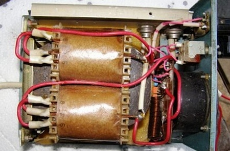Ladegerät für Autobatterien mit den Händen - einfach!