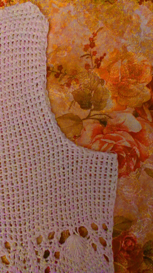 Durchbrochene Sommerbluse "Romantik des Sommers" mit Stricknadeln