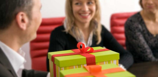 Welche Geschenke für die 8. März Kollegen?