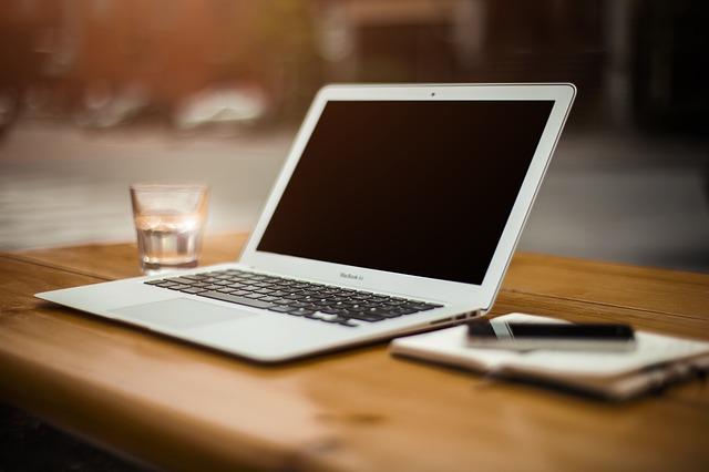Was ist besser: ein Tablet oder Laptop?