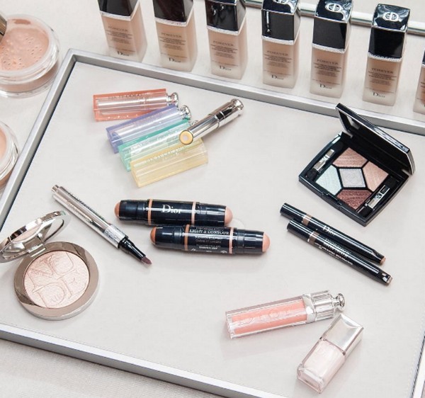 Französischer Chic: Herbstkollektion von Make-up Dior Skyline