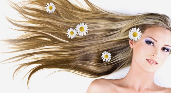 Wie man das Haar aufhellt: Empfehlungen zur Aufhellung der Haare