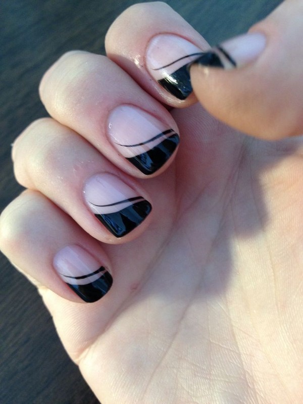 Welche Maniküre in der Schule am 1. September zu machen, ein Foto. Manicure-Ideen für den Wissenstag für Schüler der 9. und 11. Klassen