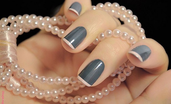 Welche Maniküre in der Schule am 1. September zu machen, ein Foto. Manicure-Ideen für den Wissenstag für Schüler der 9. und 11. Klassen