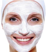 Gesichtsmasken aus saurer Sahne