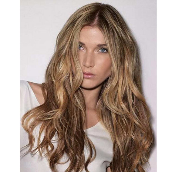 Auf blonden Haaren hervorheben